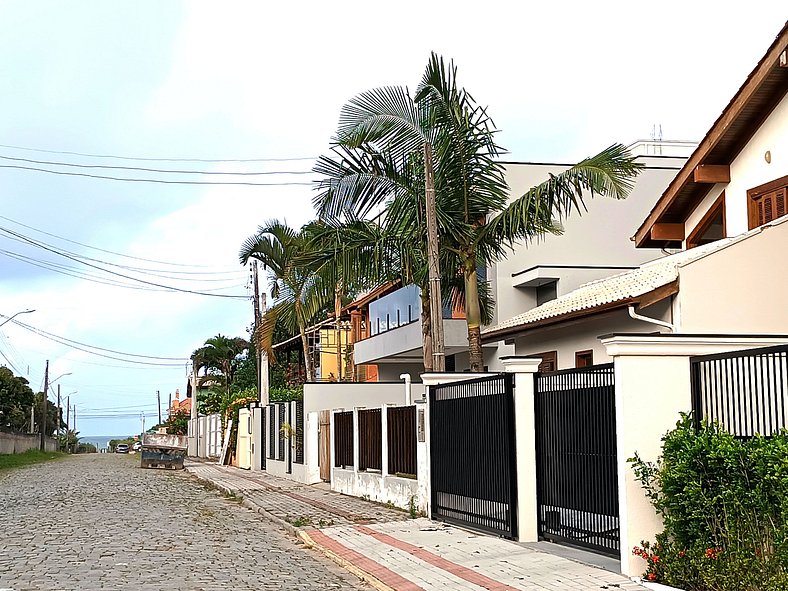 SIR 102 Excepcional duplex en Canto Grande