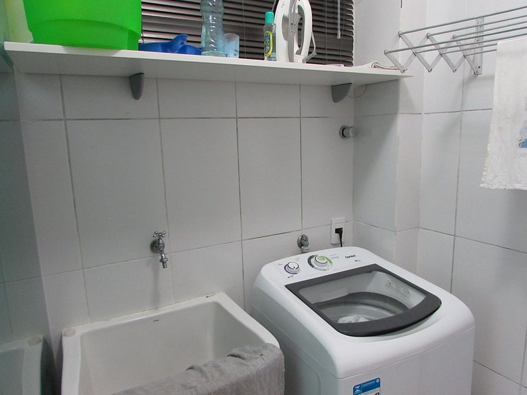 SUM 253 Lindo apartamento em residencial com piscina e salão